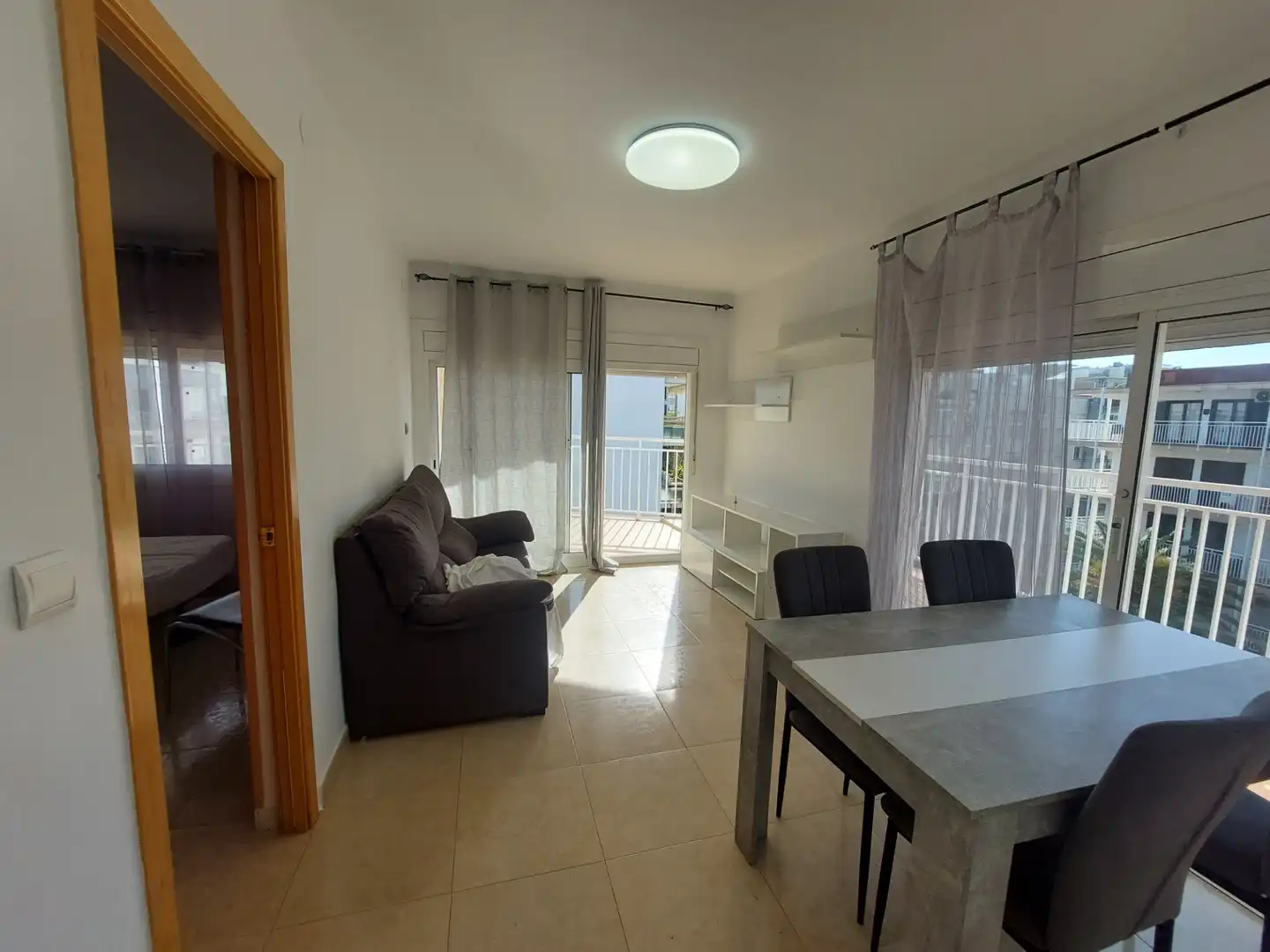 Appartement compact avec balcon à vendre à Carrer de Falset, imagen 4