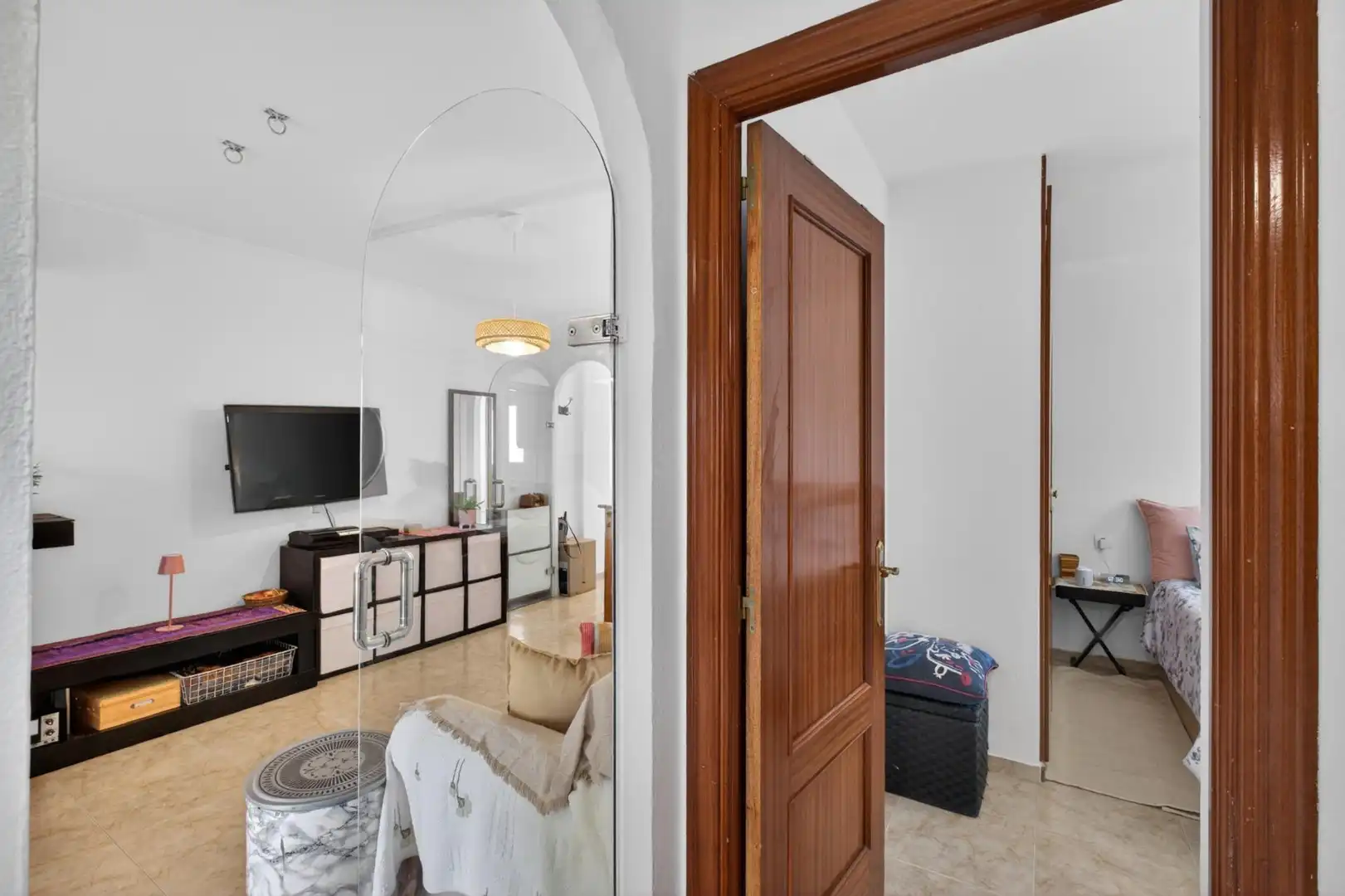 Wohnung zum Verkauf in Benalmádena mit Klimaanlage, Privatgarten und Abstellraum