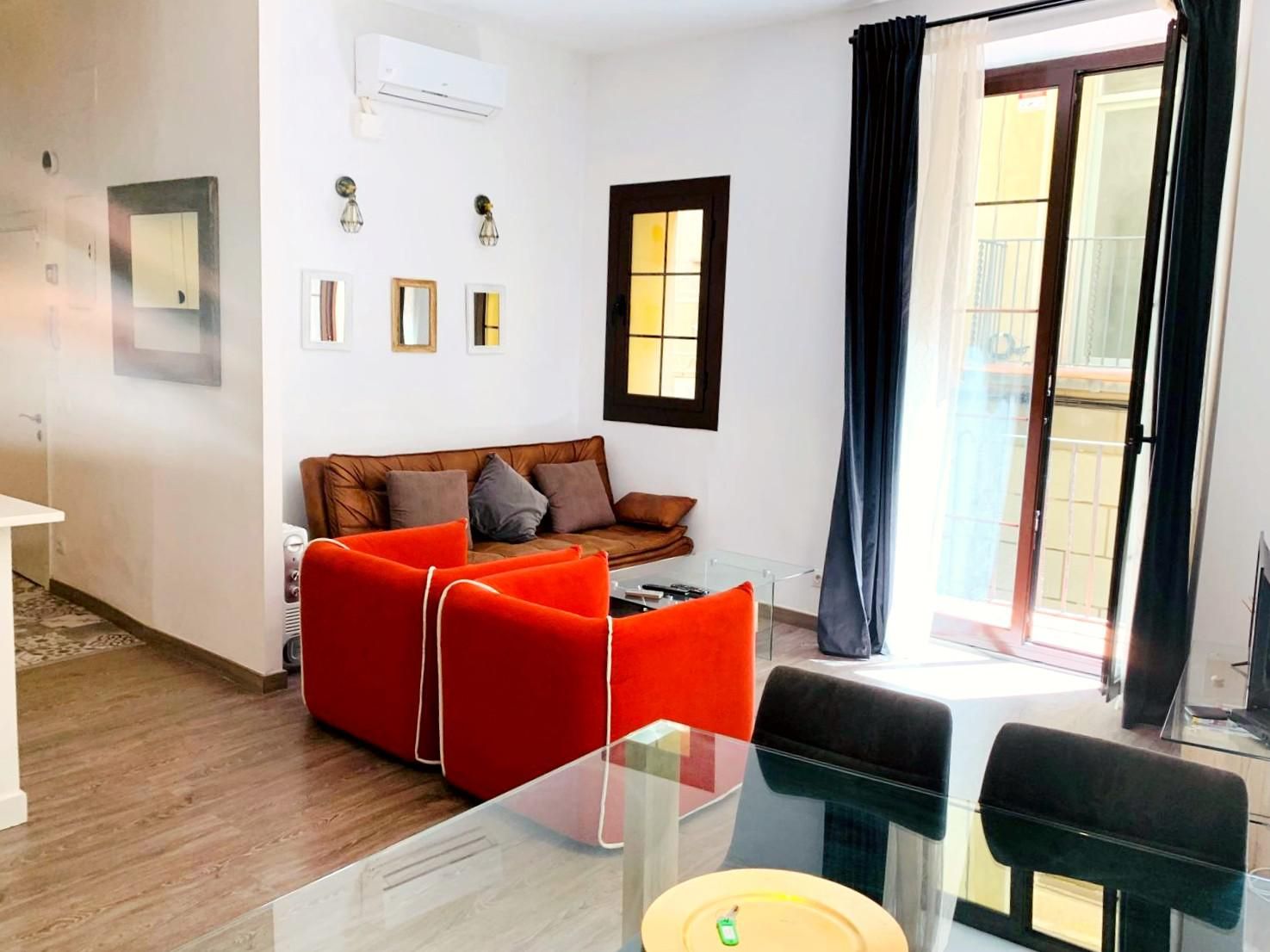 Sala d'estar de Pis en venda en  Barcelona Capital amb Aire condicionat, Parquet i Balcó
