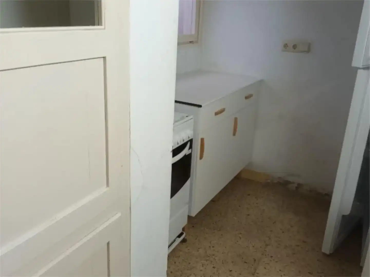 Cuina de Pis en venda en Salomó amb Traster i Moblat