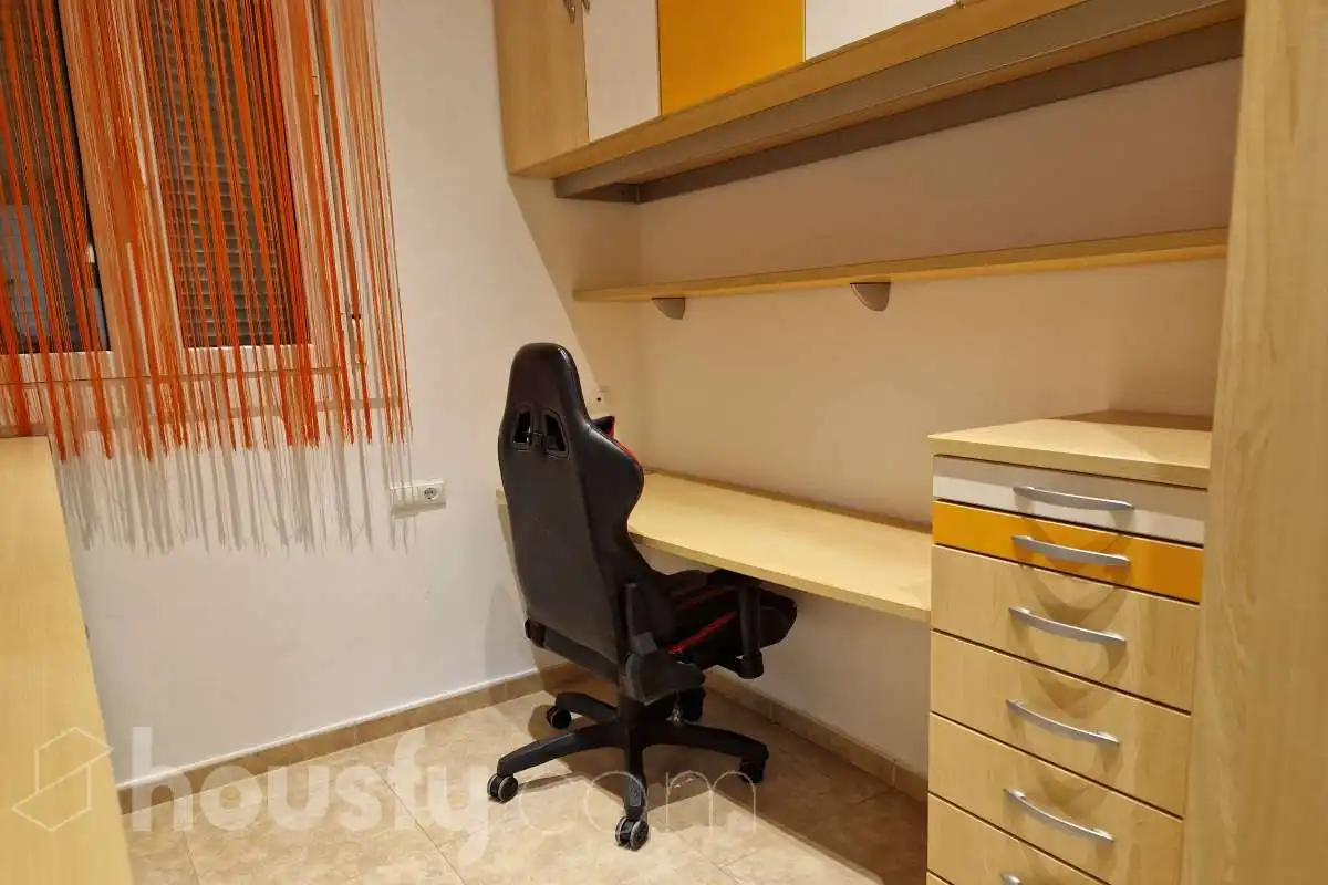 Ground floor for rent in L'Hospitalet de Llobregat, Barcelona