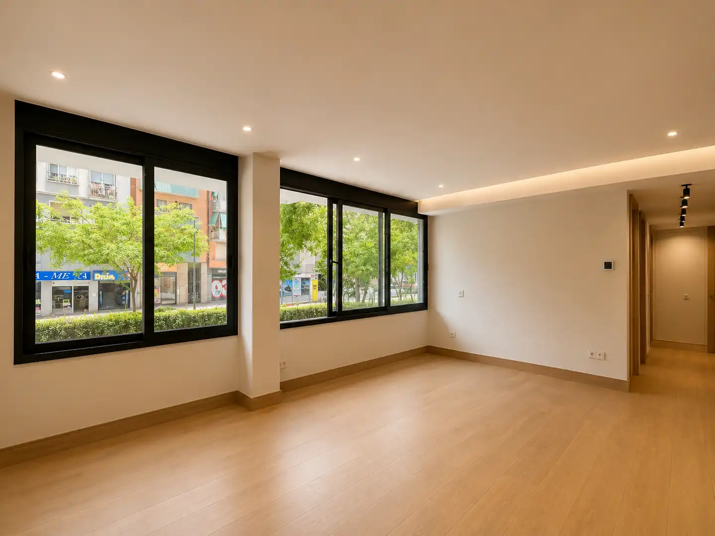 Sala d'estar de Pis en venda en Barcelona amb Aire condicionat i Calefacció
