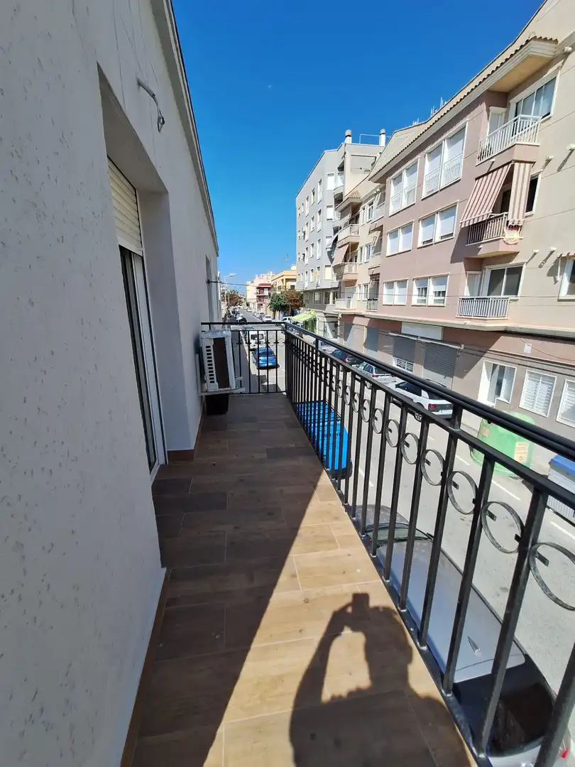Terraza de Piso de alquiler en Elche / Elx con Aire acondicionado y Balcón