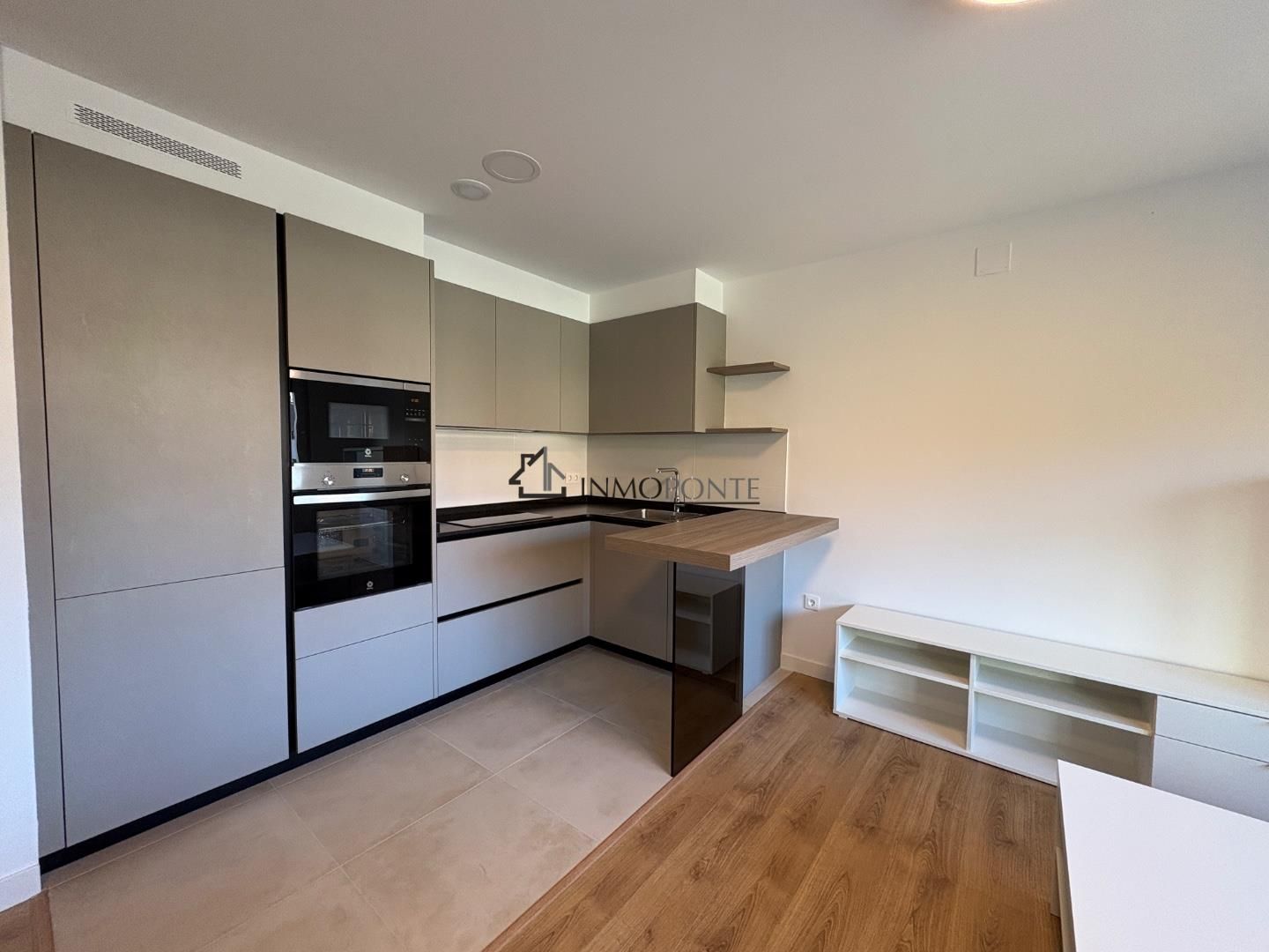 Piso de alquiler en A Parda