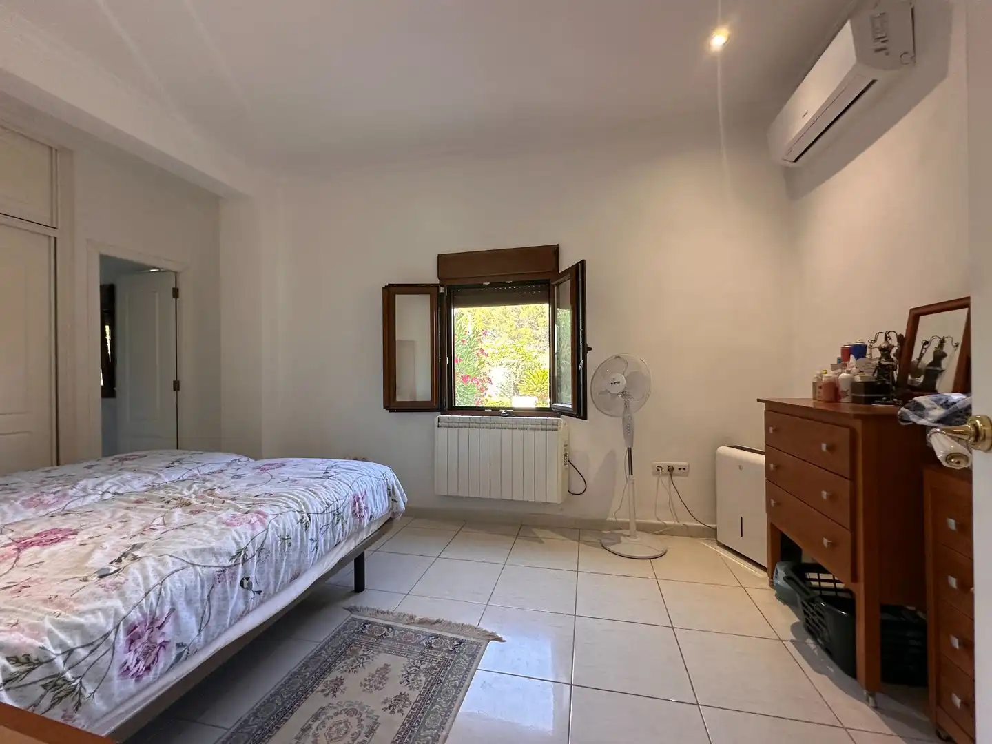 Bedroom of Houses for sale in Ontinyent  with Air Conditioner, Heating and Storage room
