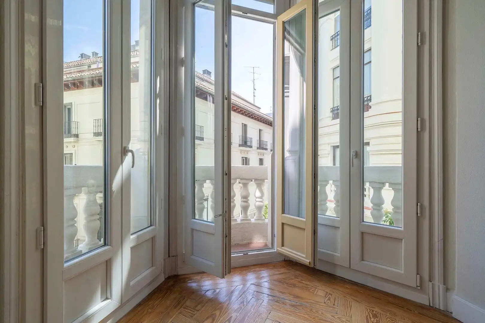 Terraza de Oficina de alquiler en Madrid con Aire acondicionado y Calefacción