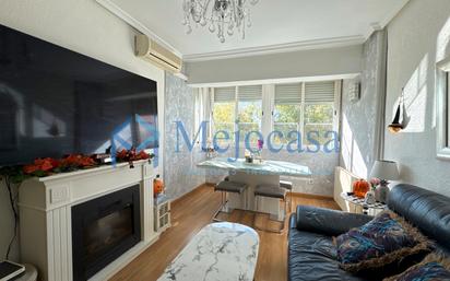 Living room of Flat for sale in  Madrid Capital  with Air Conditioner