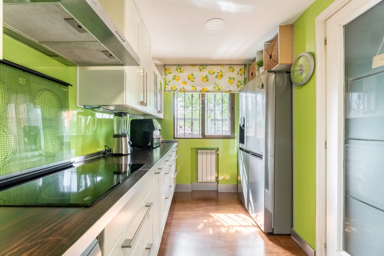 Küche von Haus oder Chalet zum Verkauf in Pozuelo de Alarcón mit Klimaanlage, Heizung und Privatgarten