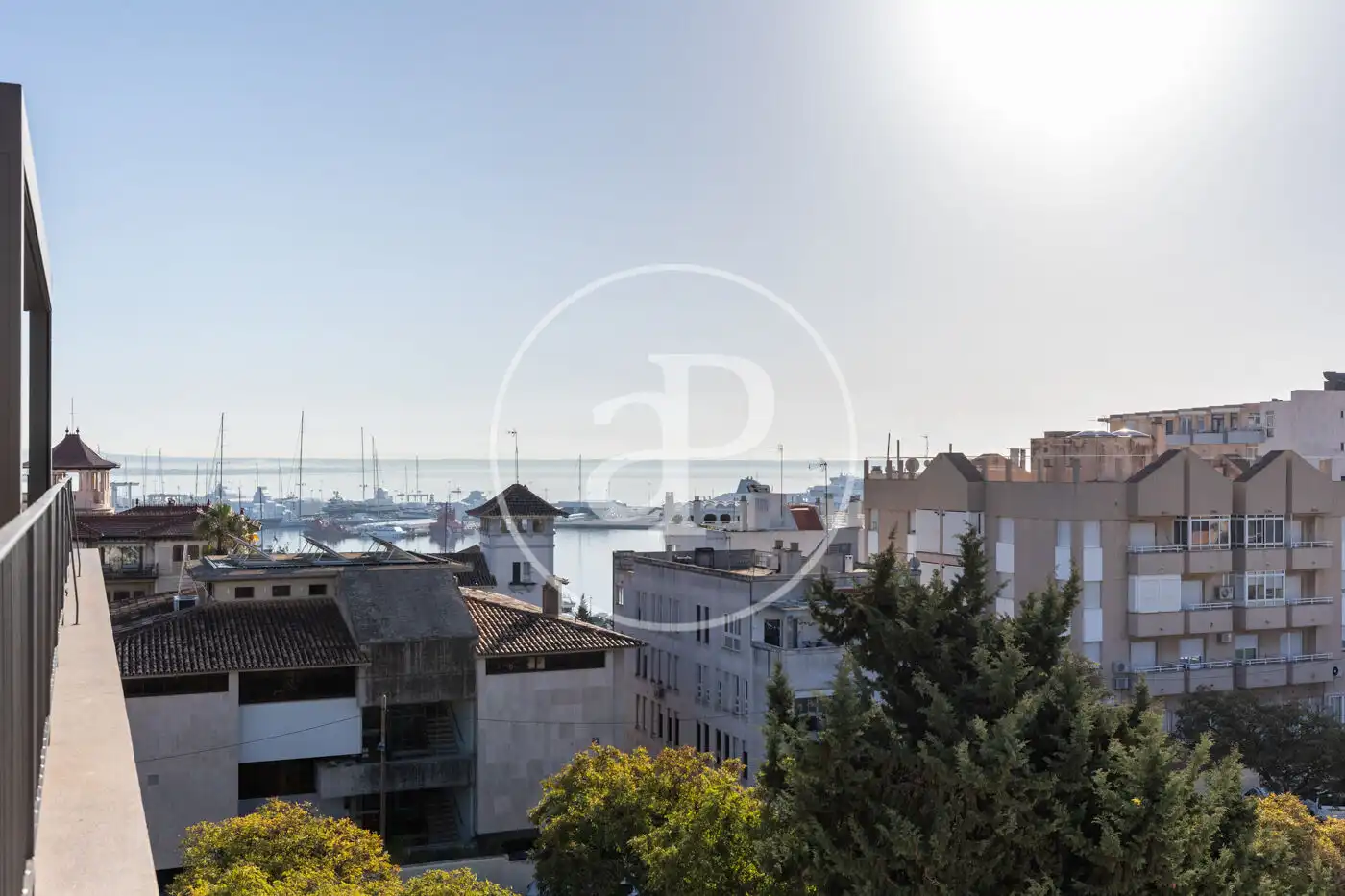 Vista exterior de Àtic en venda en  Palma de Mallorca amb Aire condicionat, Calefacció i Jardí privat