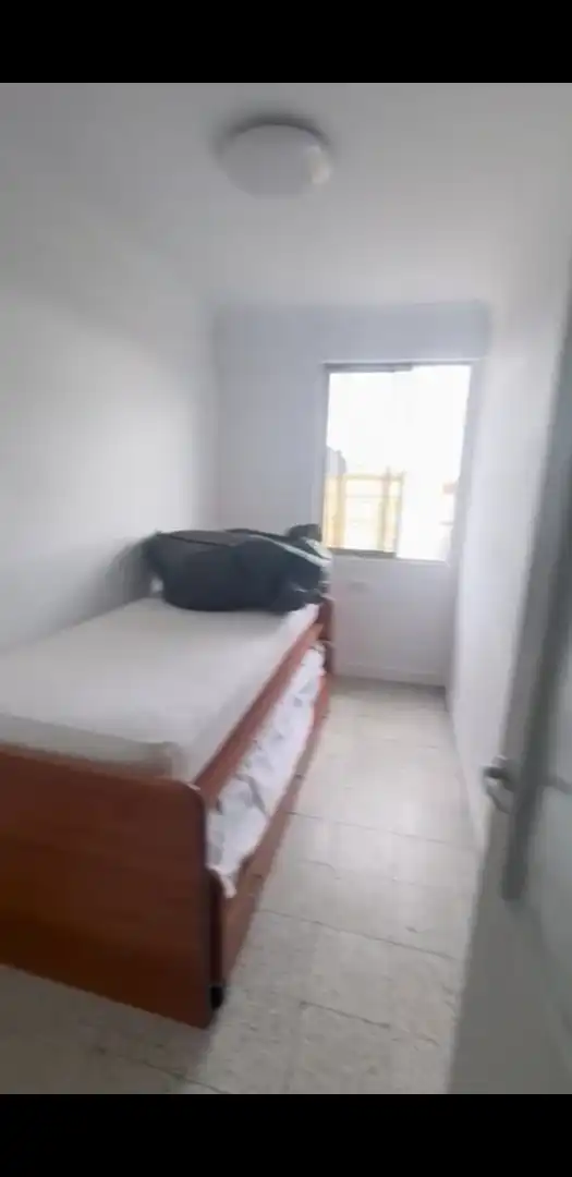 Schlafzimmer von Wohnung zum Verkauf in Narón mit Abstellraum, Möbliert und Ofen