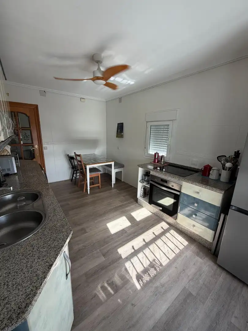 Kitchen of Flat for sale in Sevilla