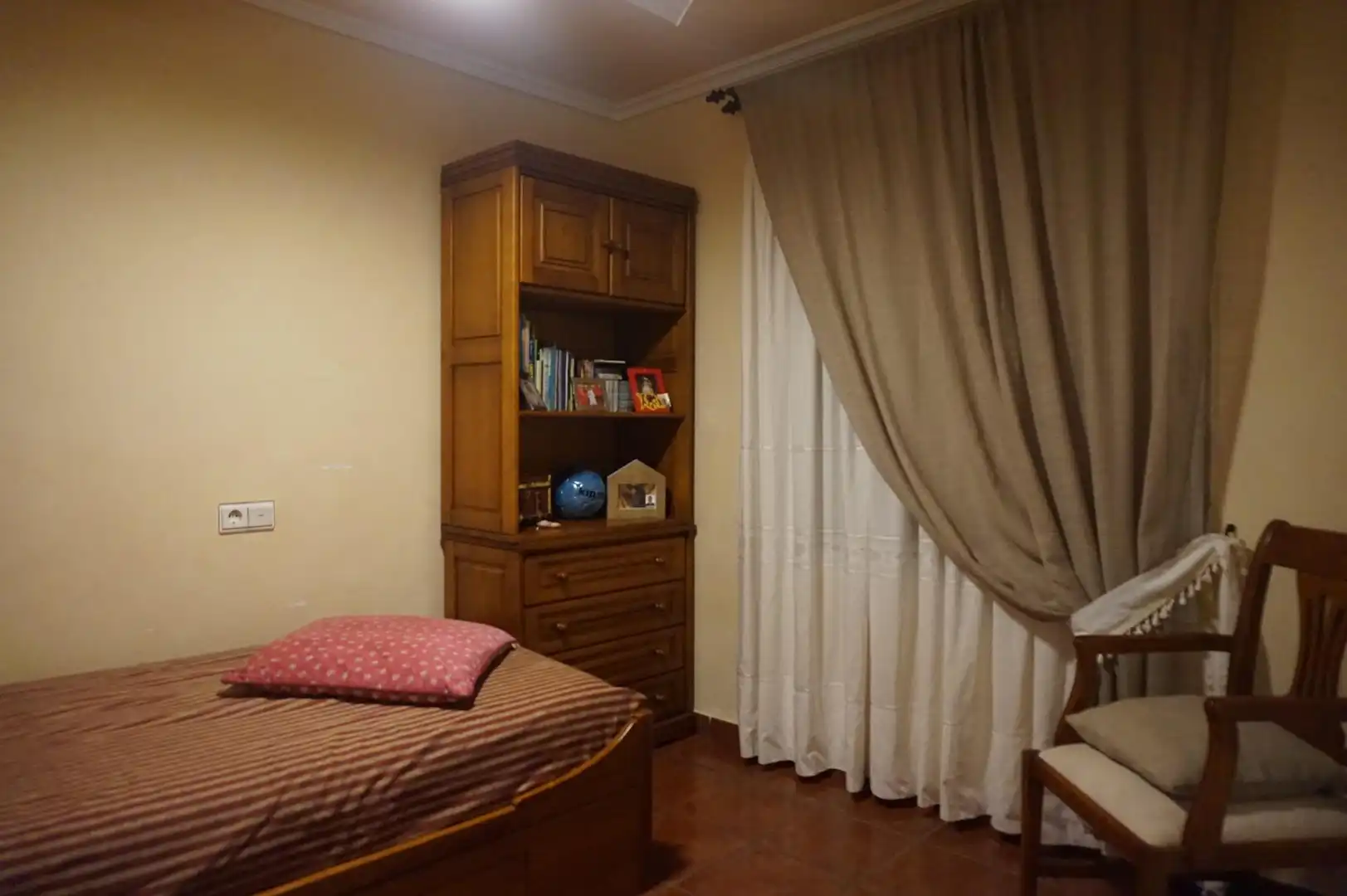 Dormitori de Casa o xalet en venda en Elche / Elx amb Jardí privat, Terrassa i Traster