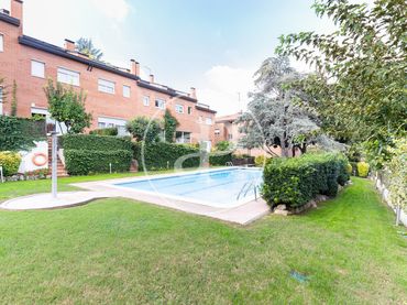 Casa a schiera con balcone in vendita a Carrer de Sant Francesc Xavier