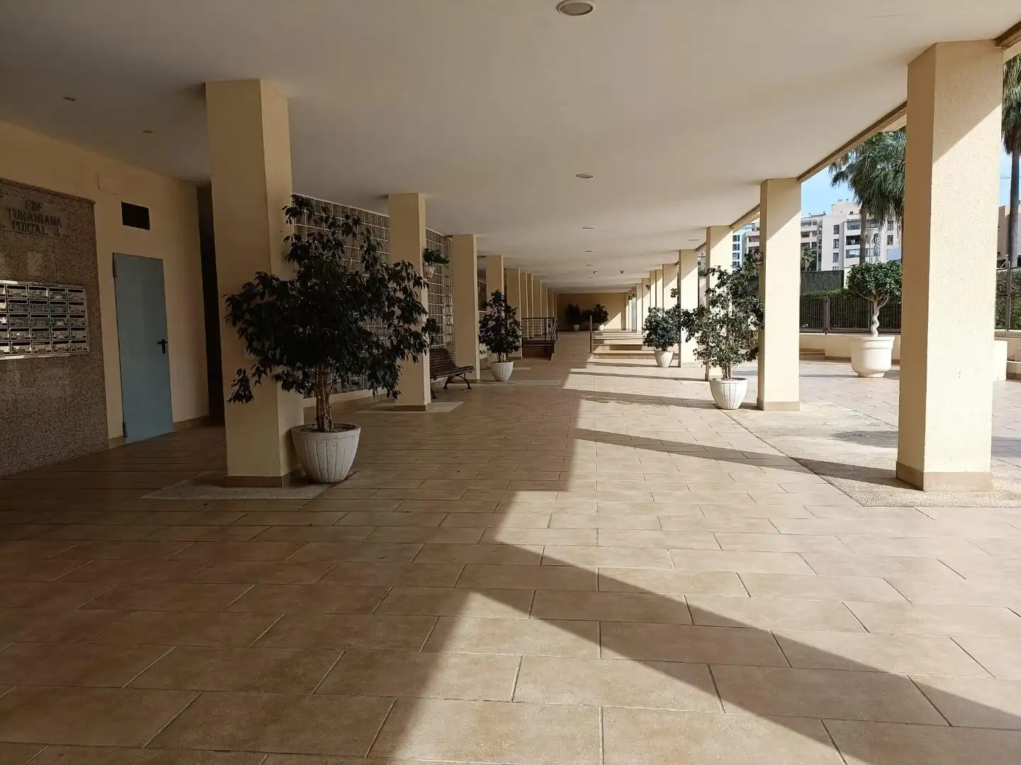 Flat for rent in Roquetas de Mar  with Terrace, Furnished and Community pool