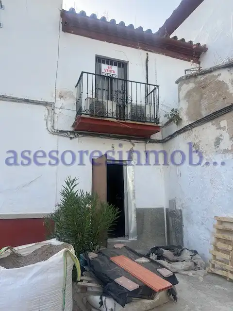 Vista exterior de Casa o xalet en venda en Peñaflor amb Terrassa i Balcó