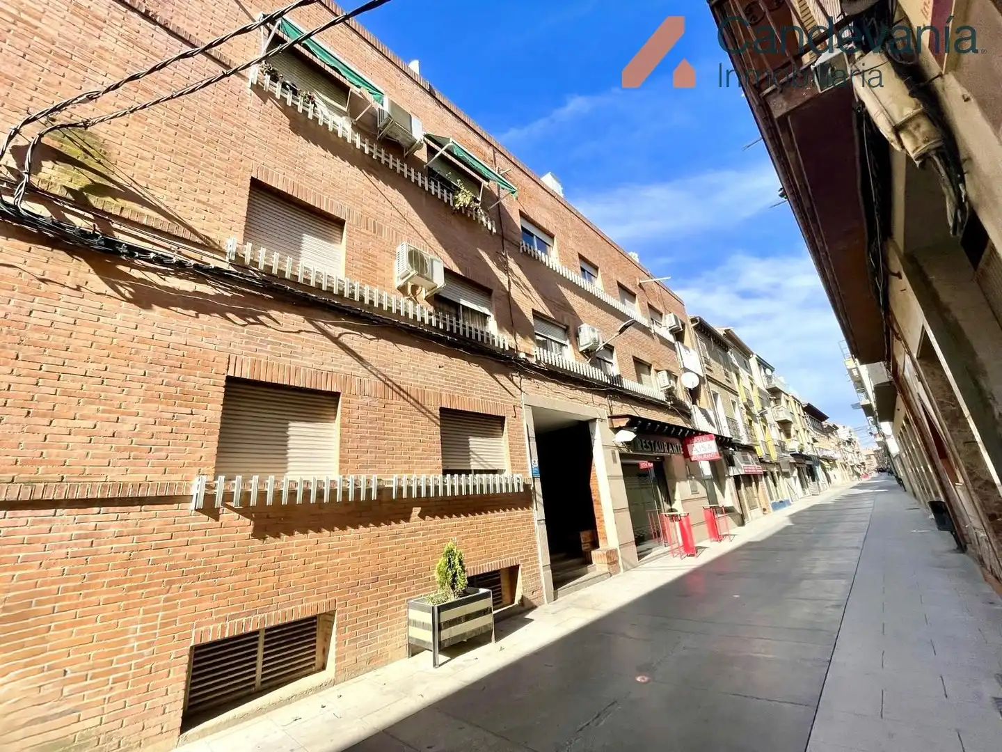 Exterior view of Flat for sale in Zuera, Zaragoza