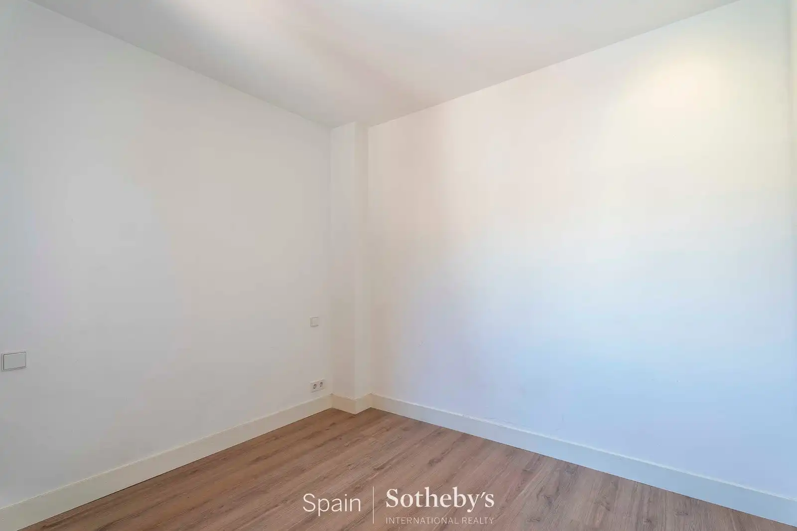 Attic for sale in Madrid  with Air Conditioner, Heating and Terrace