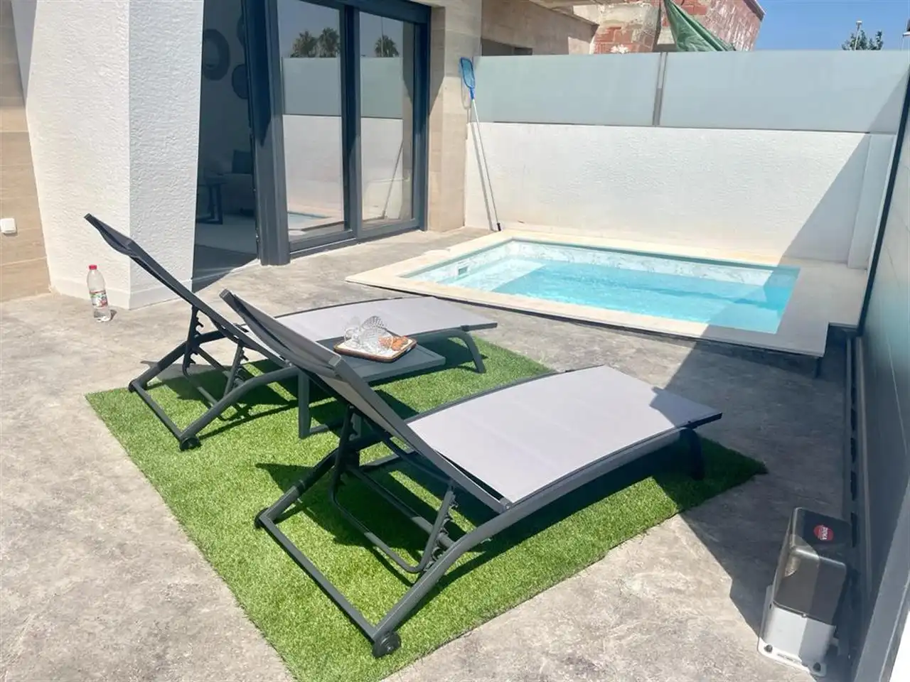 Terrassa de Casa adosada en venda en Torre-Pacheco amb Aire condicionat, Jardí privat i Piscina