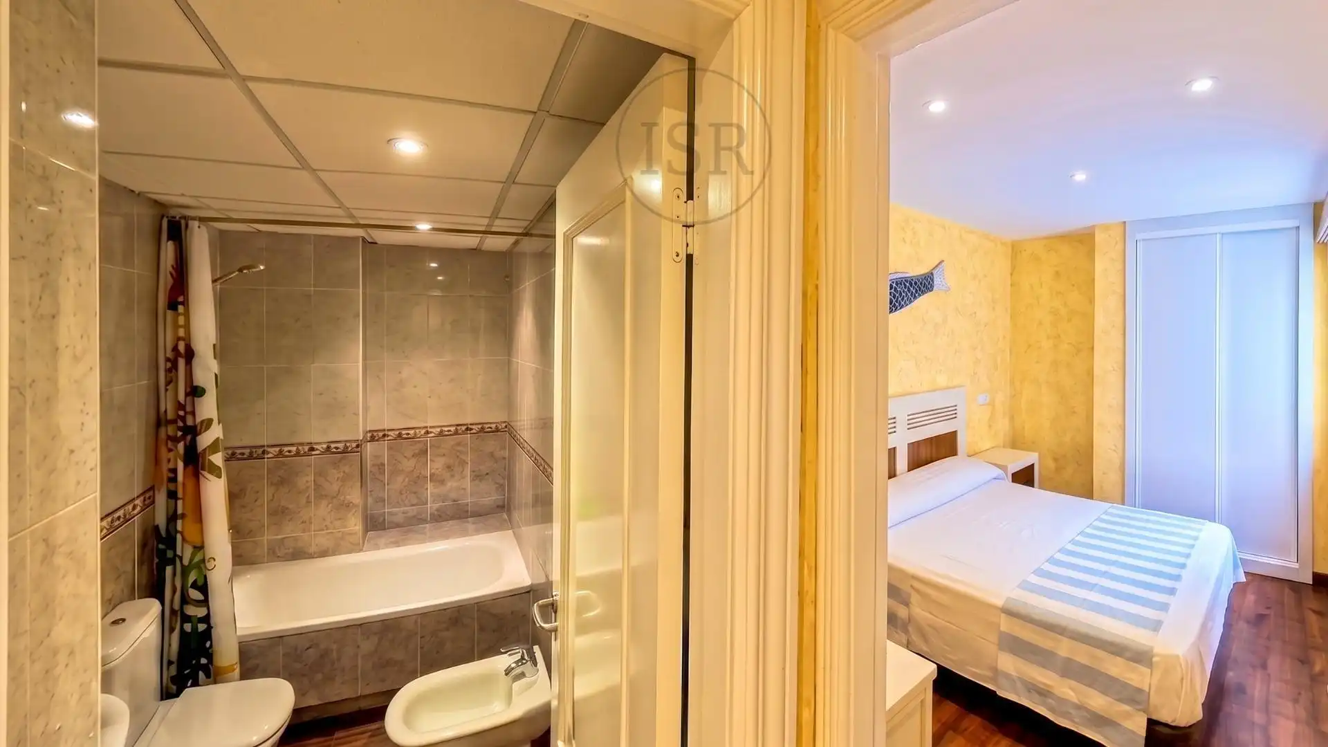 Baño de Ático en venta en Garrucha con Aire acondicionado, Terraza y Trastero