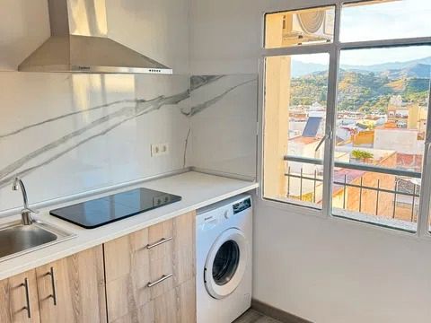 Cuina de Pis de lloguer en Coín amb Aire condicionat, Moblat i Forn