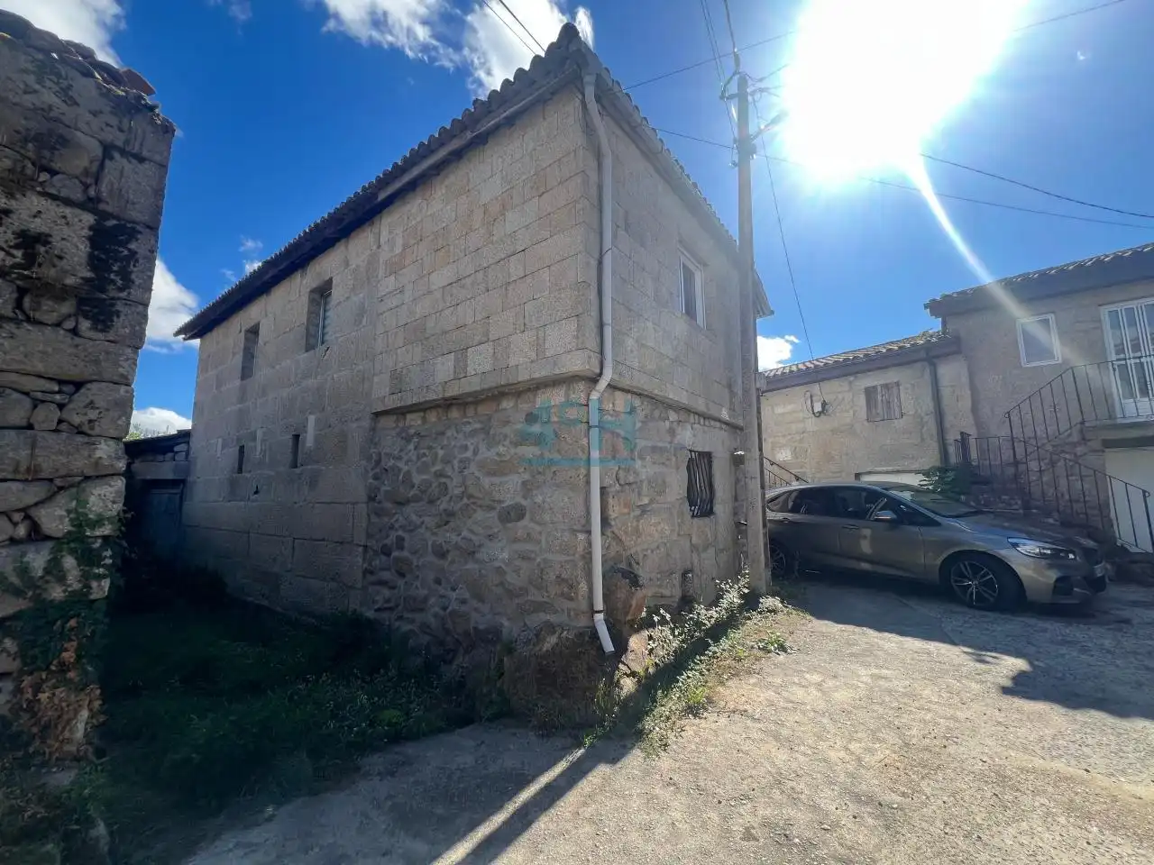 Vista exterior de Casa o xalet en venda en Coles amb Calefacció, Jardí privat i Traster