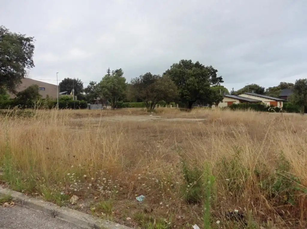 Terreno residenziale in vendita a de Collformic, imagen 3