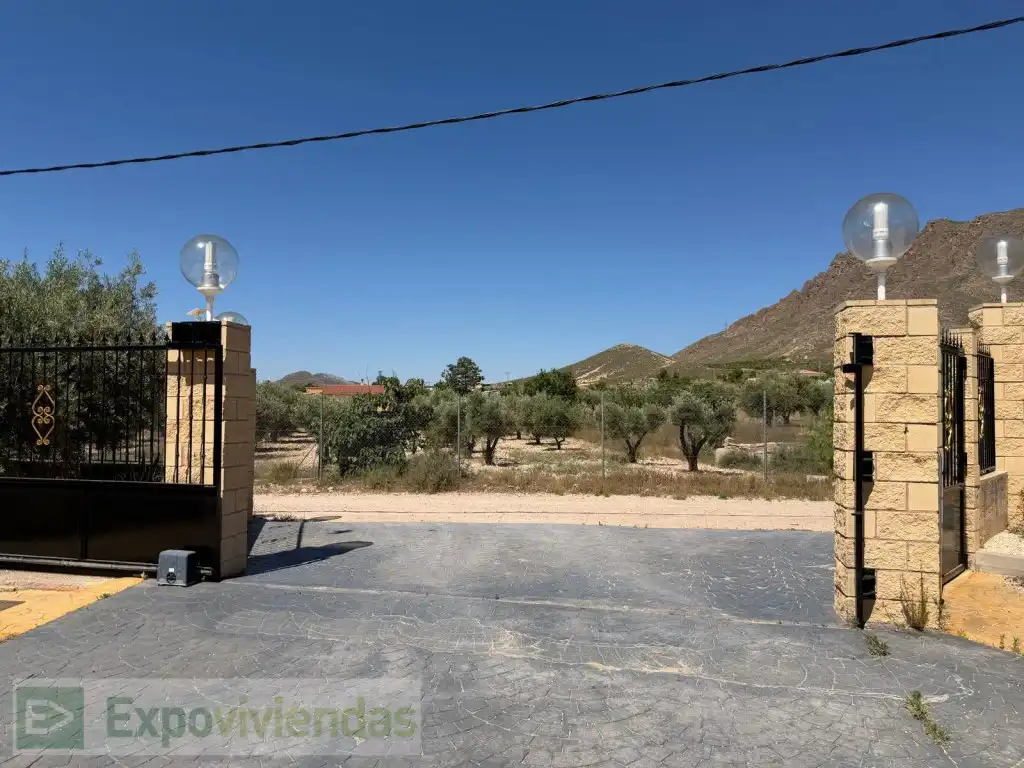 Casa o chalet en venta en Jumilla con Jardín privado, Terraza y Piscina