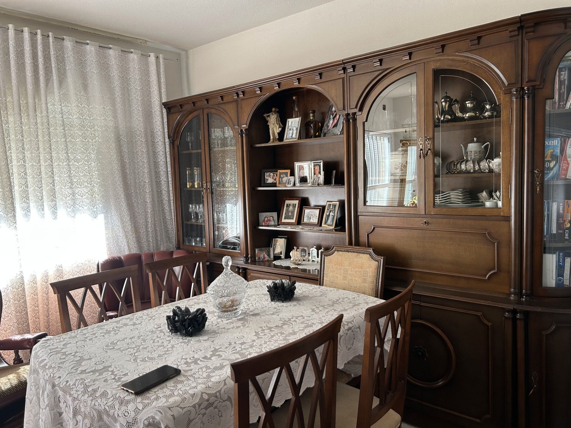 Menjador de Casa adosada en venda en Navas del Rey amb Aire condicionat, Moblat i Forn