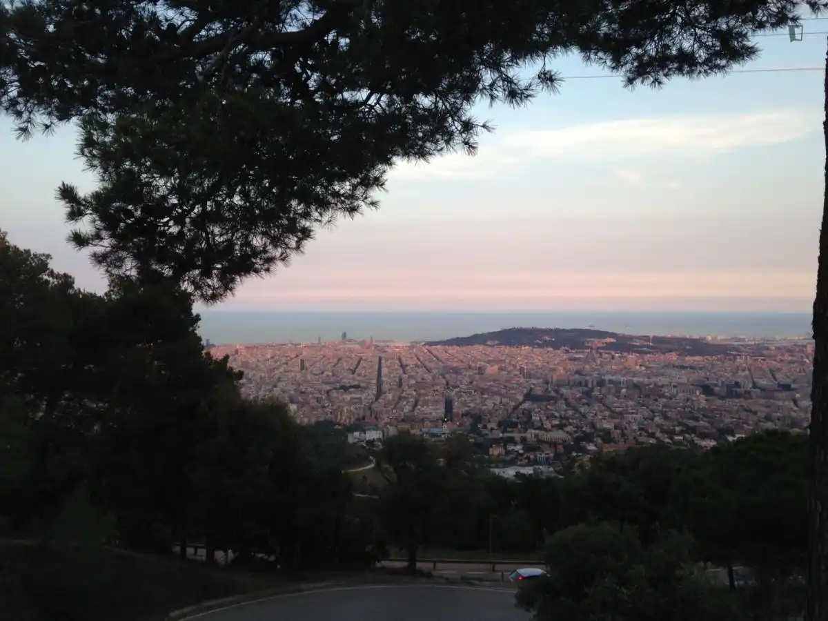 Room in Vallvidrera - Tibidabo - Les Planes