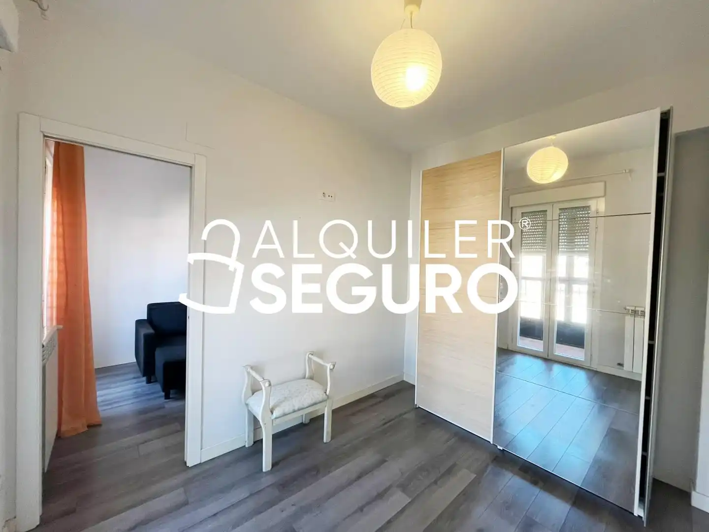 Bedroom of Flat for rent in Madrid  with Heating and Furnished