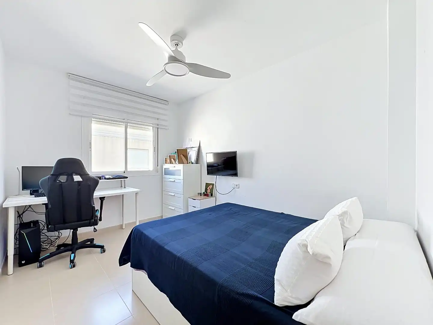 Bedroom of Detached homes for sale in Rioja  with Private garden