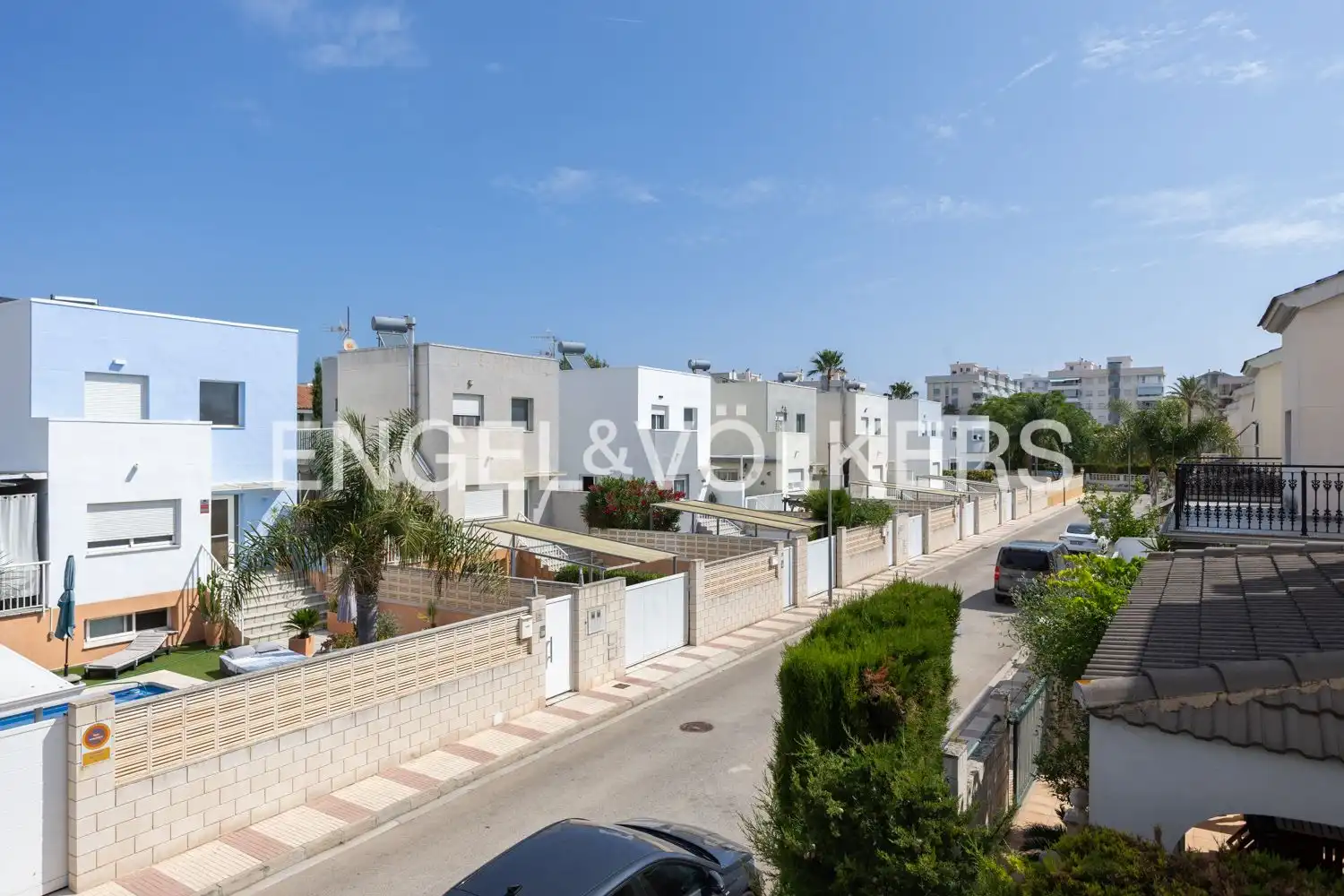 Vista exterior de Casa o xalet de lloguer en Daimús amb Aire condicionat, Calefacció i Terrassa
