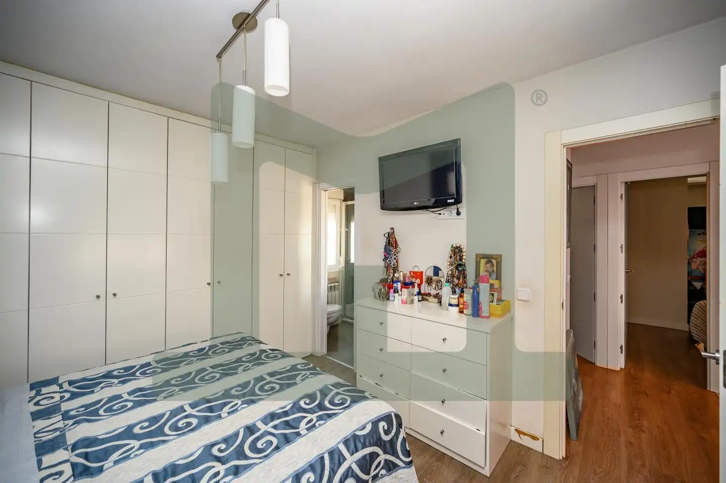 Schlafzimmer von Einfamilien-Reihenhaus zum Verkauf in Griñón mit Klimaanlage, Heizung und Privatgarten