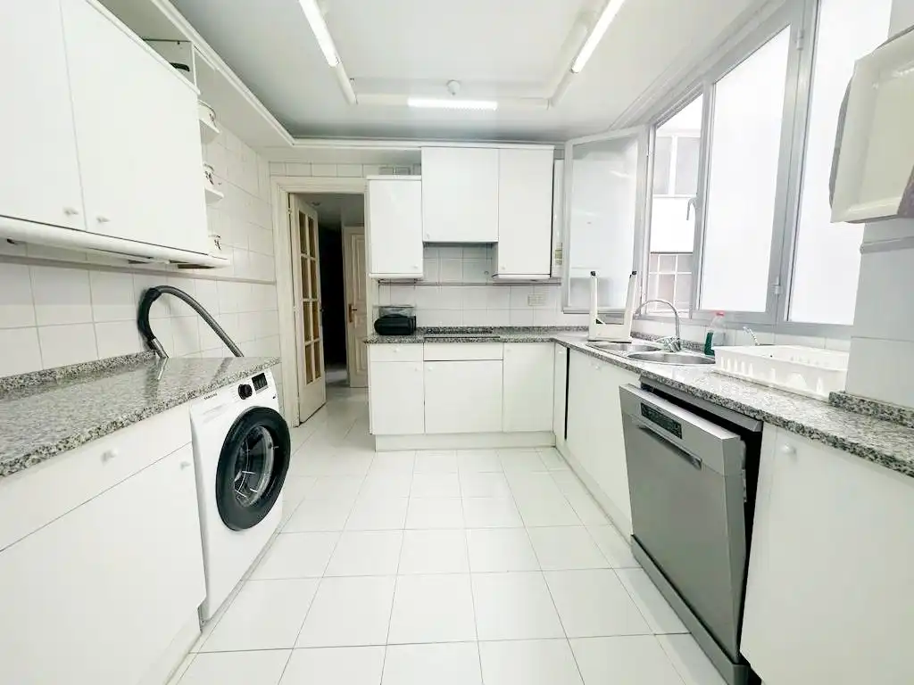 Cocina de Piso de alquiler en Bilbao  con Calefacción