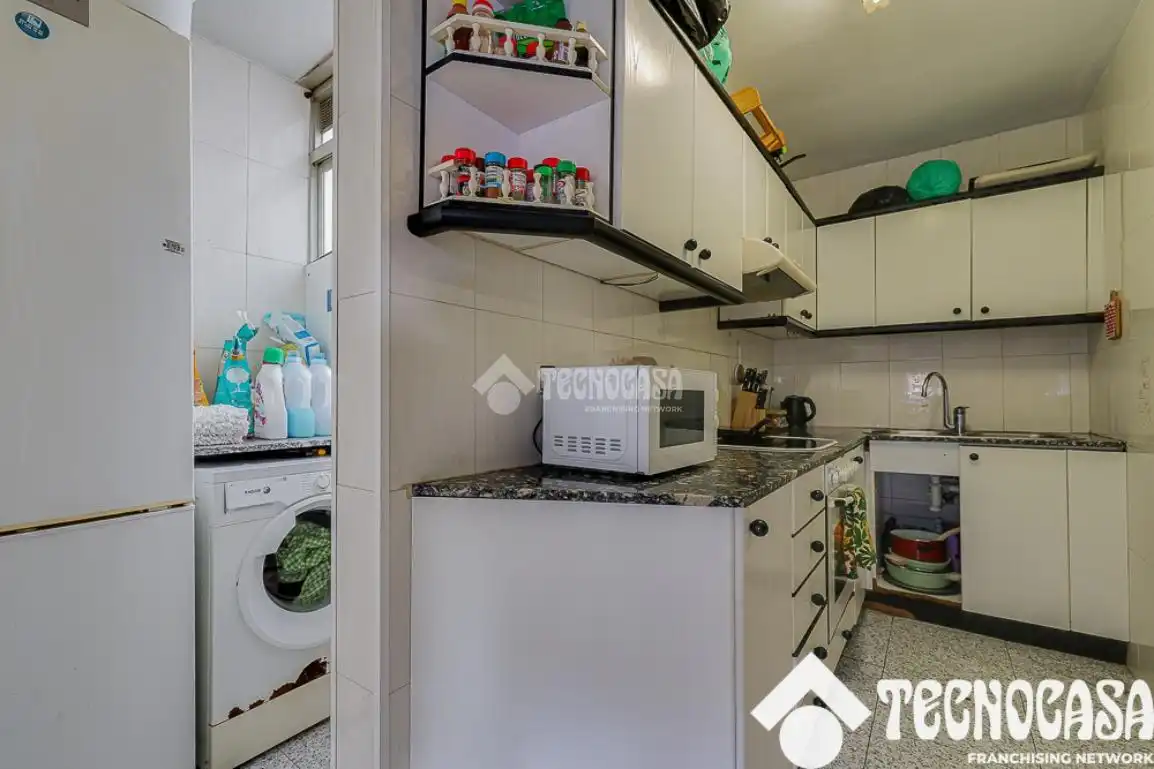 Piso con terraza en venta en Nou Barris, imagen 27