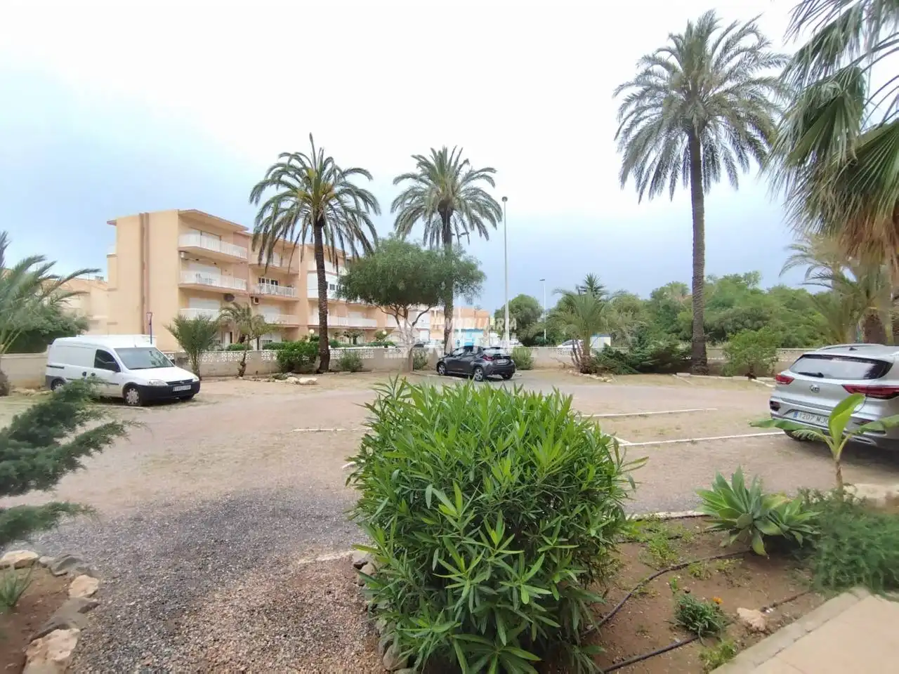 Parkplatz von Wohnung zur Miete in La Manga del Mar Menor mit Klimaanlage, Terrasse und Möbliert