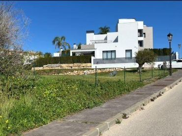 Terreny residencial en venda a Selwo
