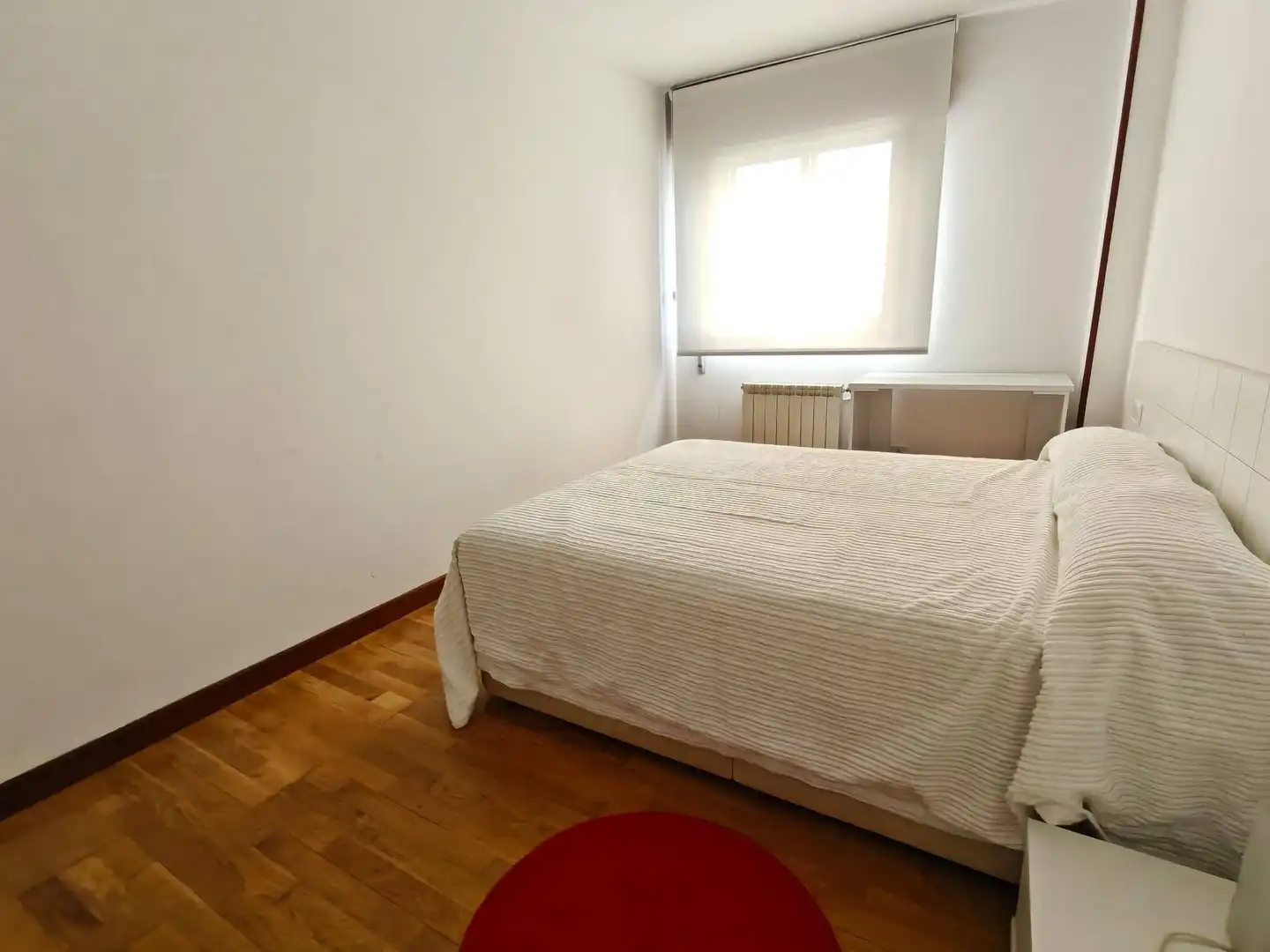 Schlafzimmer von Wohnung zur Miete in Santiago de Compostela  mit Heizung und Abstellraum