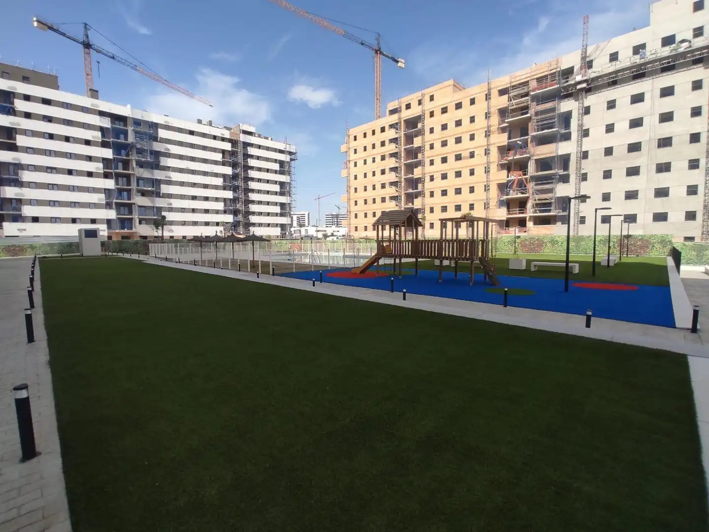 Terrasse von Wohnung zur Miete in Dos Hermanas mit Klimaanlage, Heizung und Terrasse