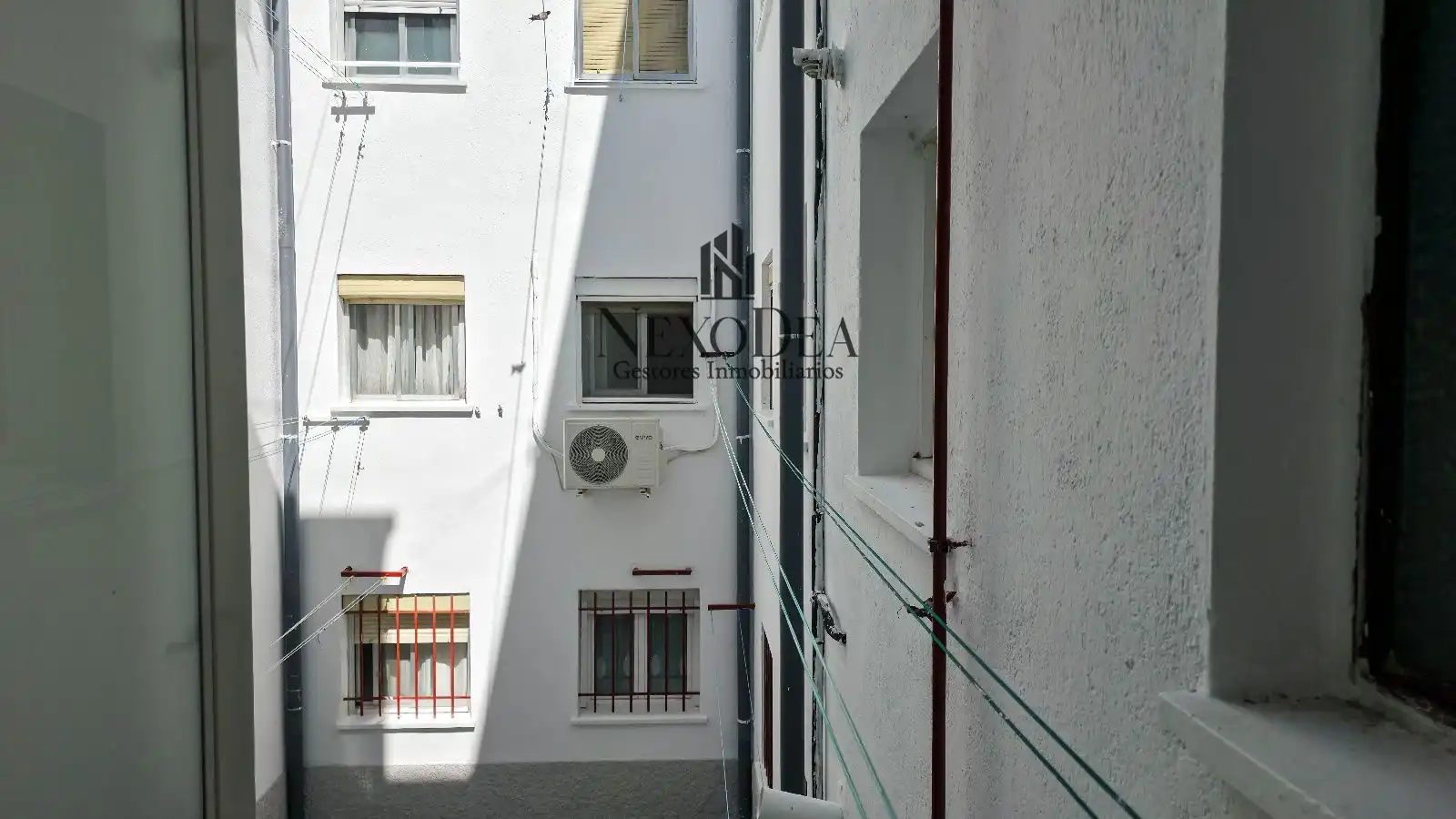 Außenansicht von Wohnung zum Verkauf in Valdemoro mit Klimaanlage