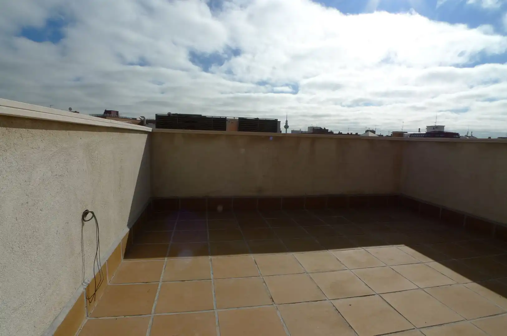 Terrassa de Àtic de lloguer en Madrid amb Aire condicionat, Parquet i Terrassa