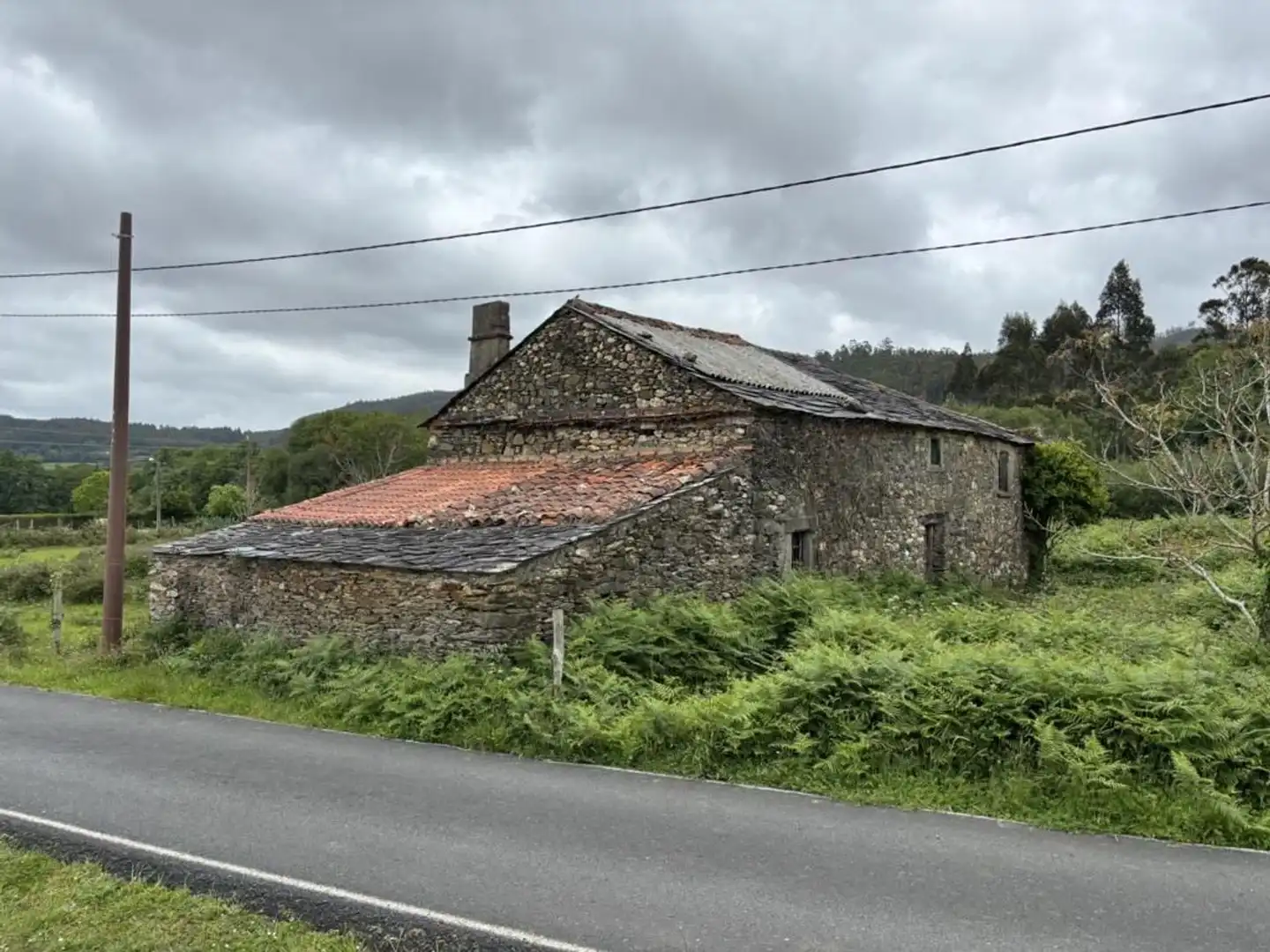 Vista exterior de Finca rústica en venda en Ortigueira amb Jardí privat