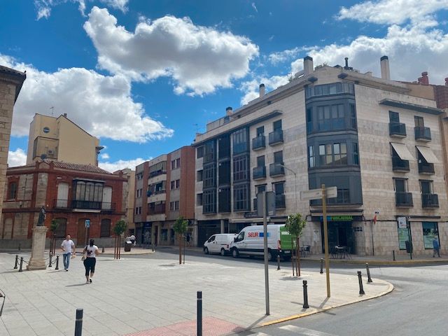 Exterior view of Premises for sale in Ciudad Real Capital  with Air Conditioner and Heating