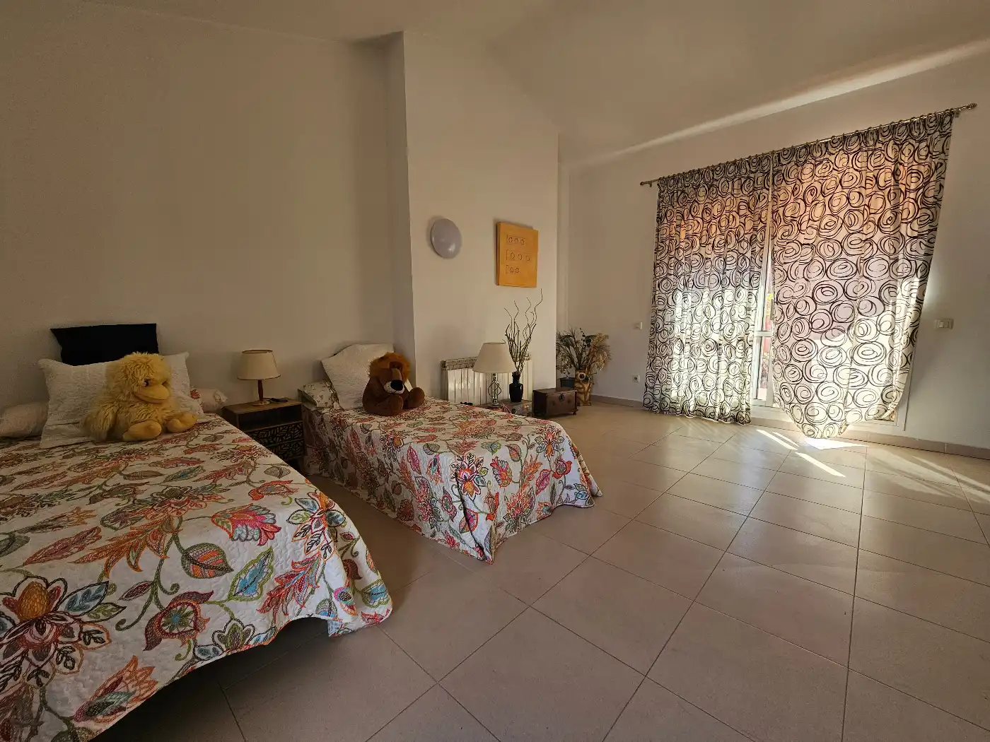 Habitación de Casa adosada en venta en Reus con Aire acondicionado, Jardín privado y Terraza
