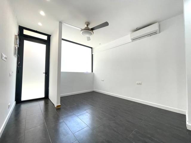 Local comercial en Venta en Carrer de Súria en La Bordeta