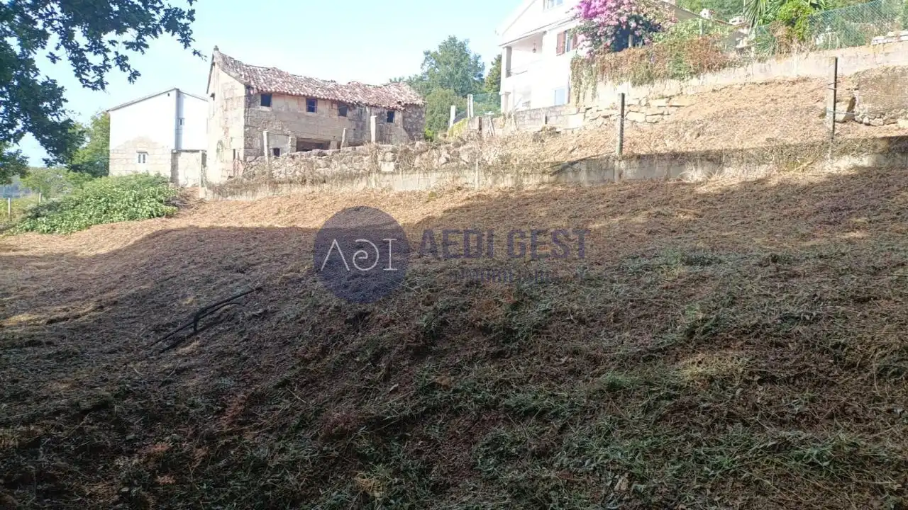 Casa rústica amb jardí en venda a Rua Carballas, imagen 4