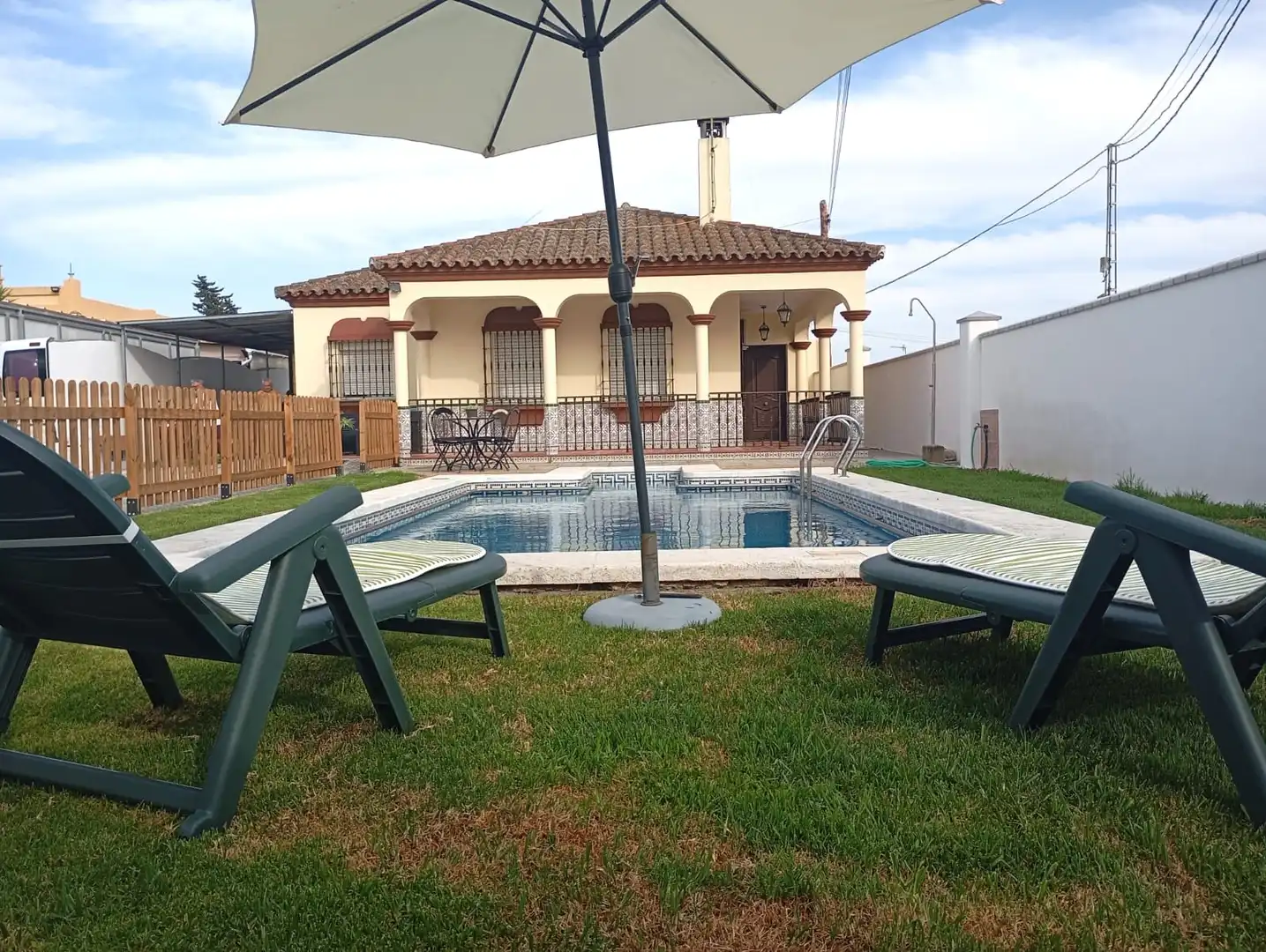 Swimming pool of Houses for rent in Sanlúcar de Barrameda  with Air Conditioner, Heating and Swimming Pool
