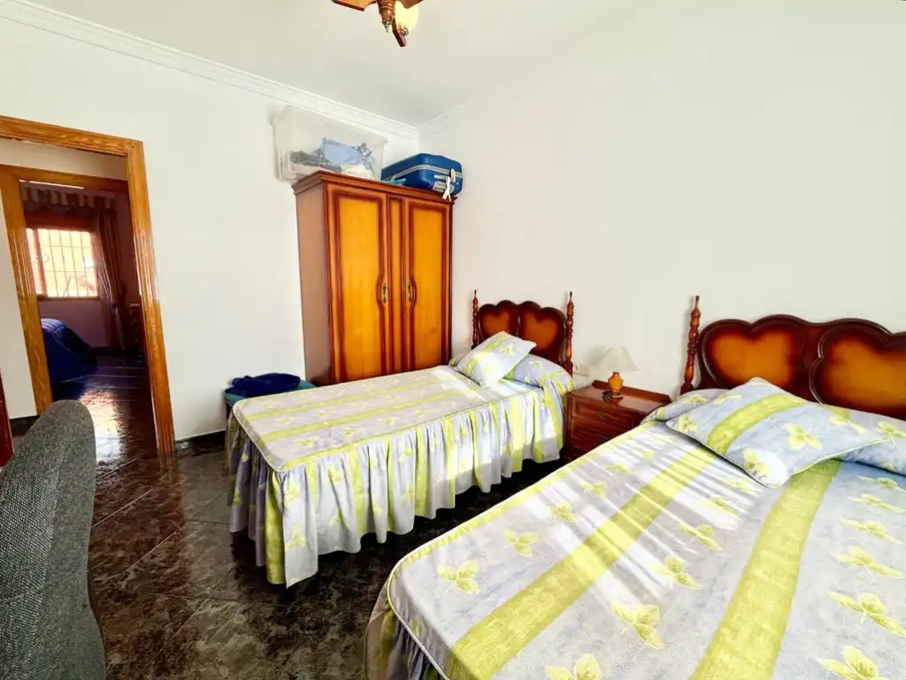Dormitori de Casa o xalet en venda en Vélez-Málaga amb Aire condicionat i Terrassa