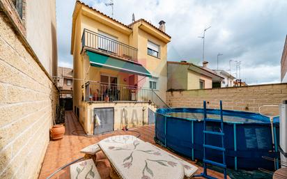 Exterior view of Single-family semi-detached for sale in Illescas  with Heating, Private garden and Terrace