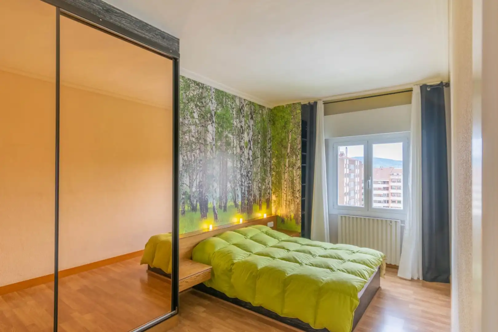 Habitación de Piso en venta en  Pamplona / Iruña con Calefacción, Amueblado y Balcón